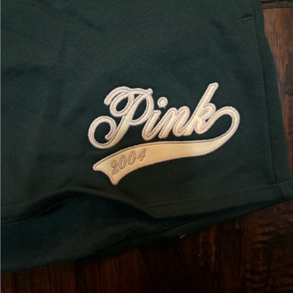 VS PINK LIMITED EDITION COLOR  IVY FLEECE SHORTS - Picture 5 of 7